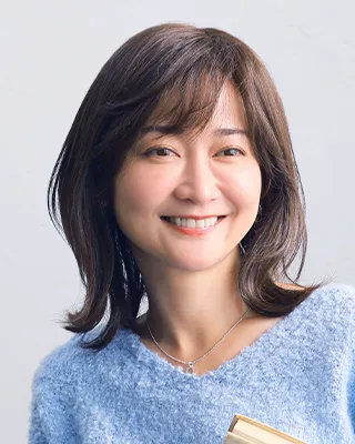 �ނ��ƕ����ڂ����R�Ȉ�×p�E�B�b�O�@�~�f�B�A���E�B�b�O�@�N���X�^�Z�~�f�B