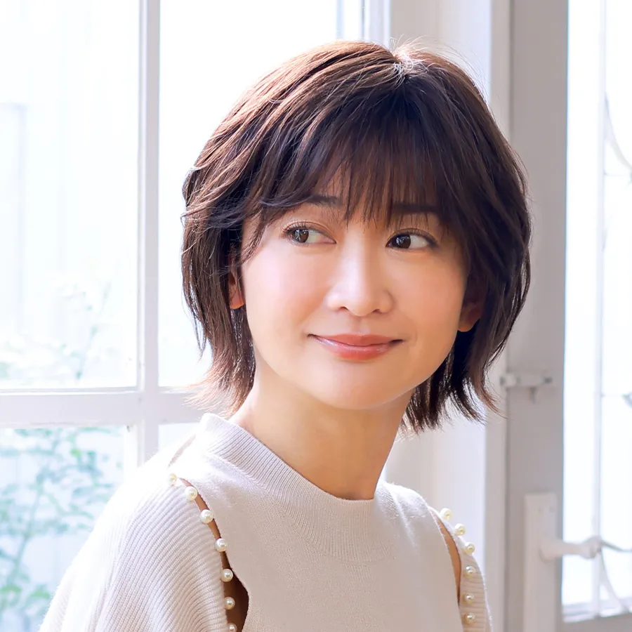 ��×p�E�B�b�O ���A���V���[�g ��܂��̃��C���[�����������������Ă�A�y�₩�ȃV���[�g�E�B�b�O�B